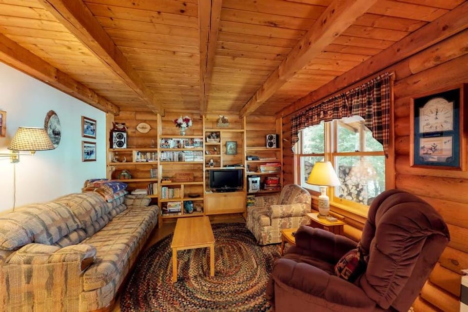TV and multimedia, Living room, Seating area