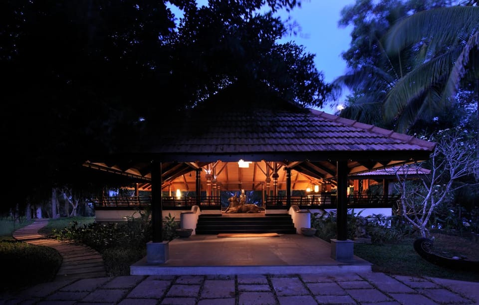 Property building, Facade/entrance, Night, Garden, Lobby or reception, Garden view