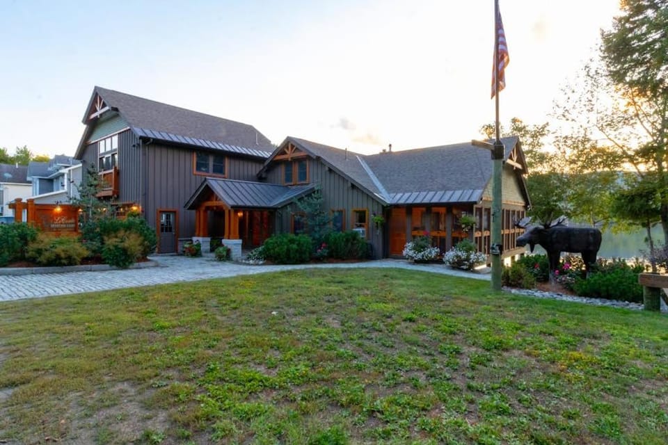 Property building, Day