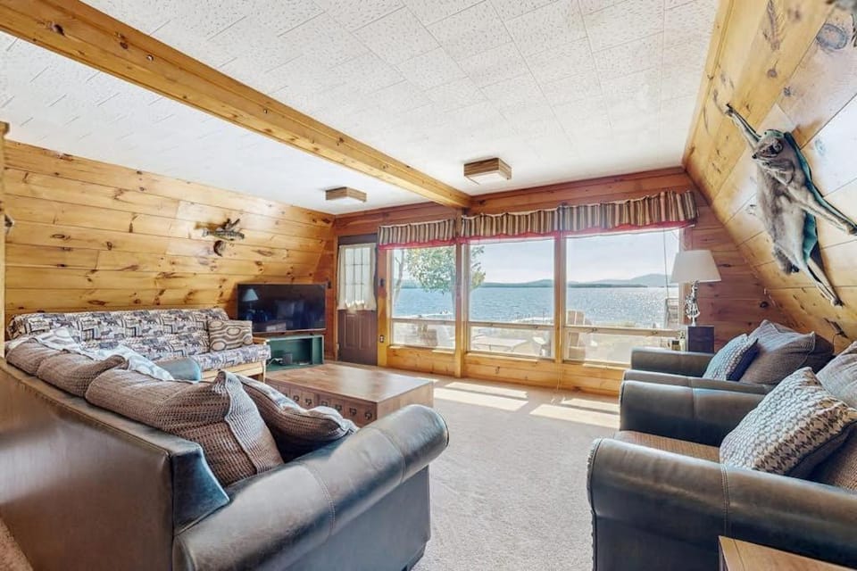 A-Frame on the Shore House in Moosehead Lake