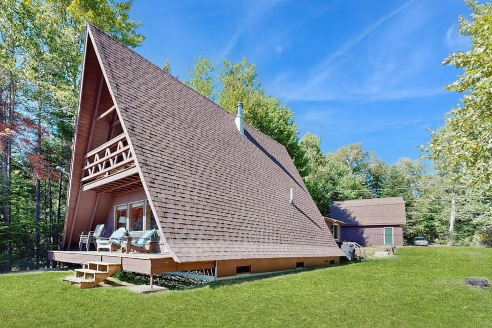 Property building, Day, Garden