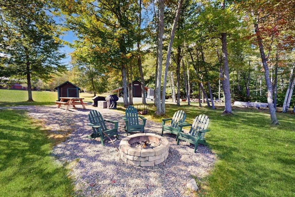 The Rockwood Cabin on Moosehead Lake Cabin in Moosehead Lake