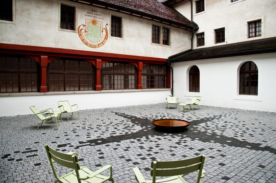 Patio, Seating area