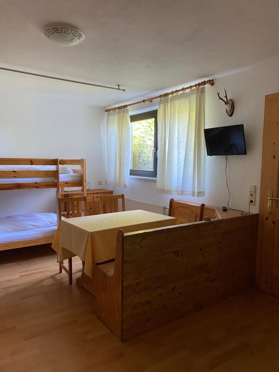 Photo of the whole room