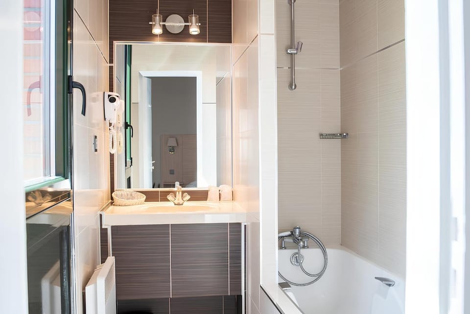 Shower, Bathroom, Bath