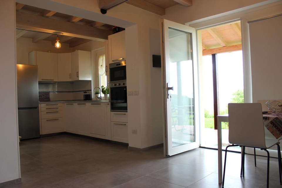 Kitchen or kitchenette, Living room, Seating area