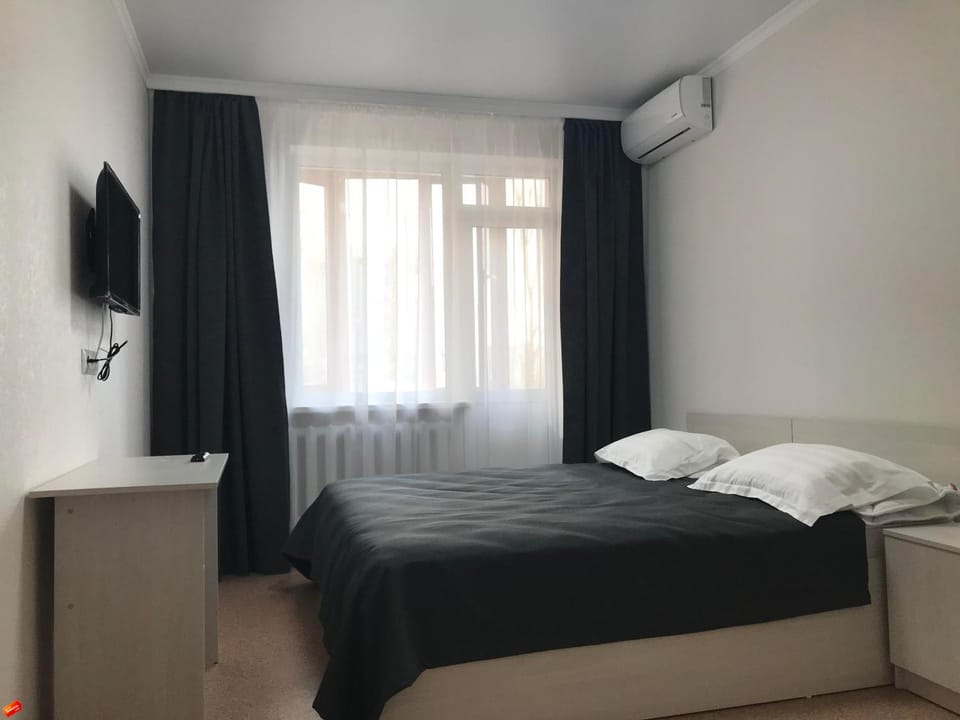 Bed, TV and multimedia