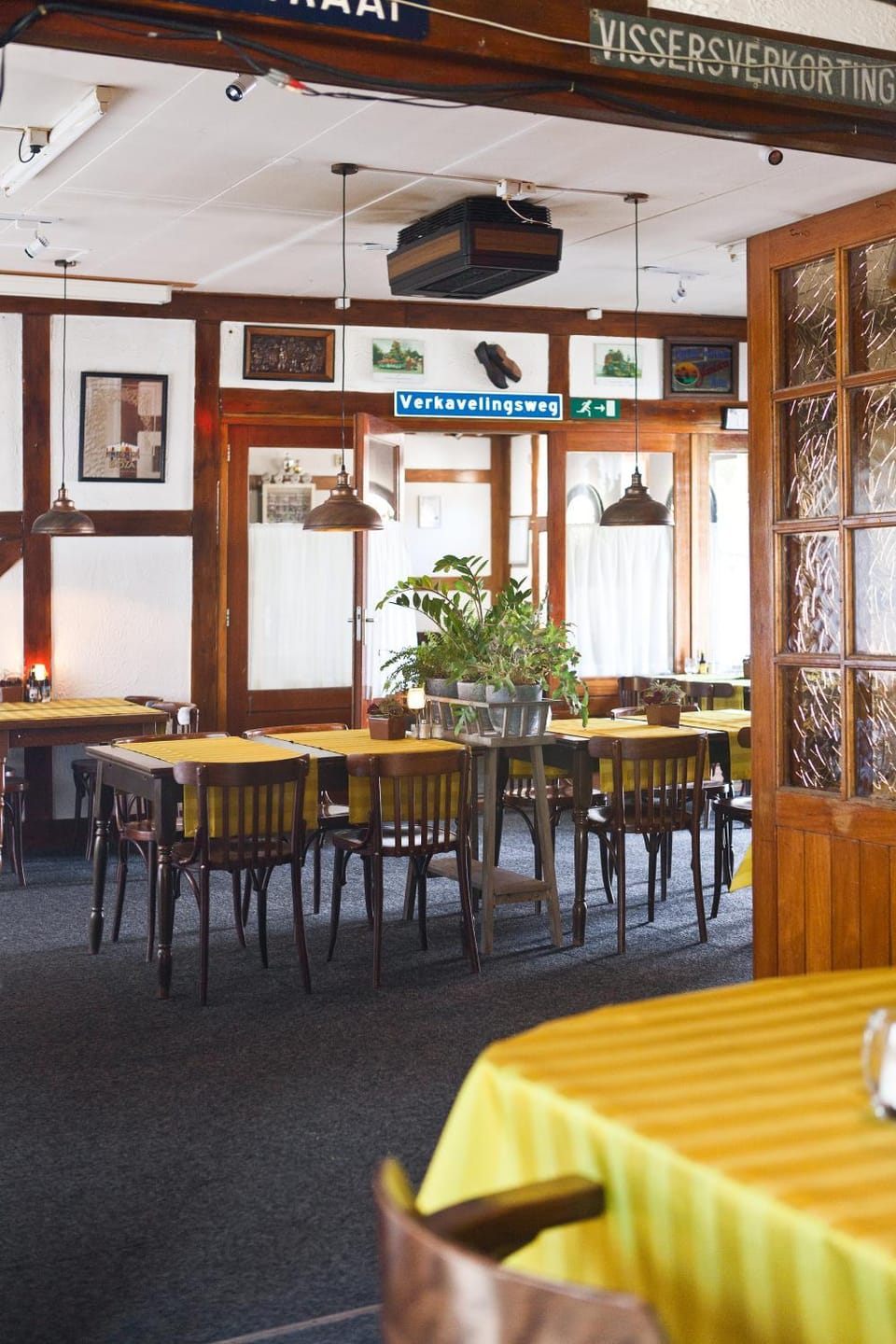 Restaurant/places to eat