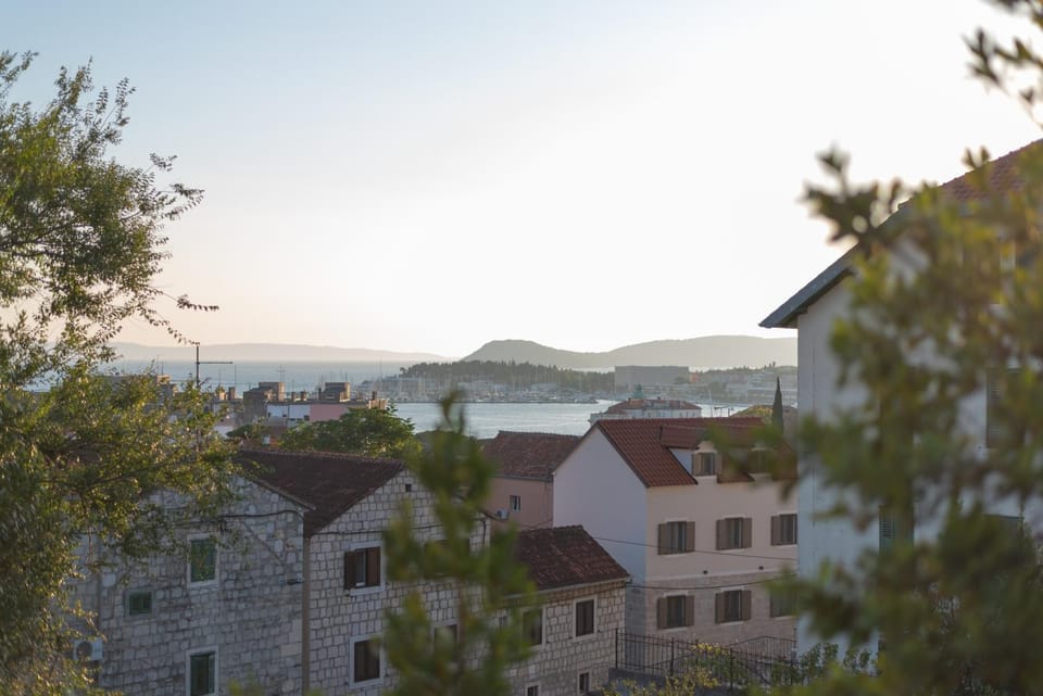 On site, City view, Landmark view, Sea view