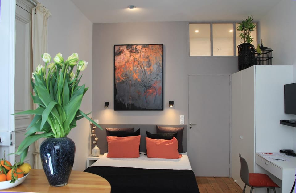 Bed, Bedroom