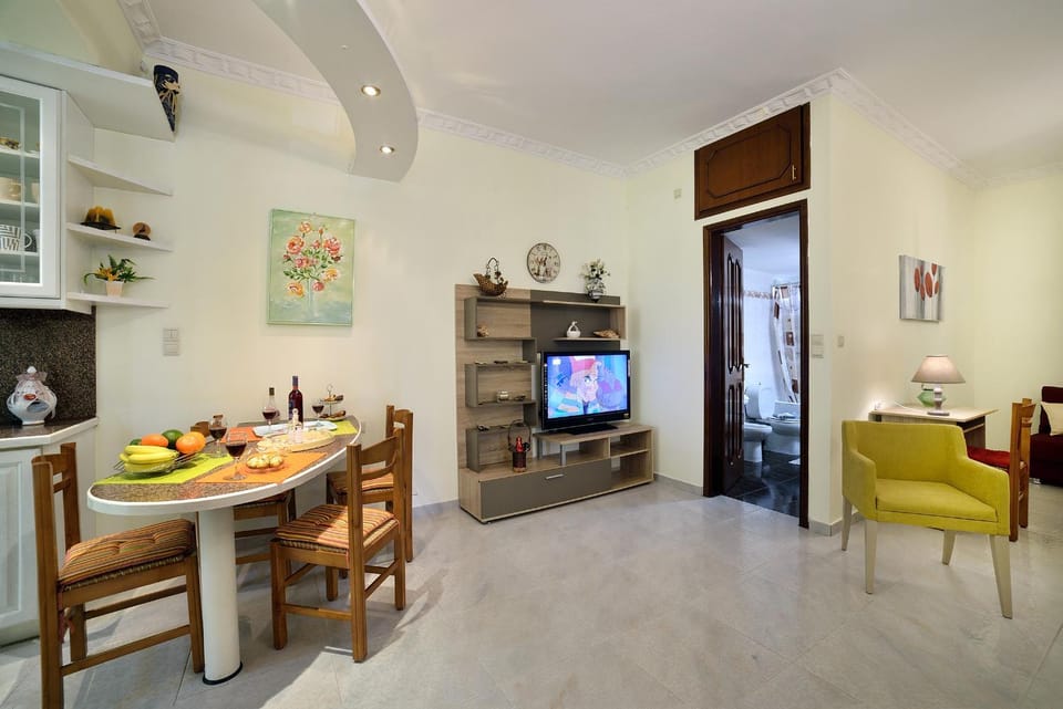 TV and multimedia, Living room