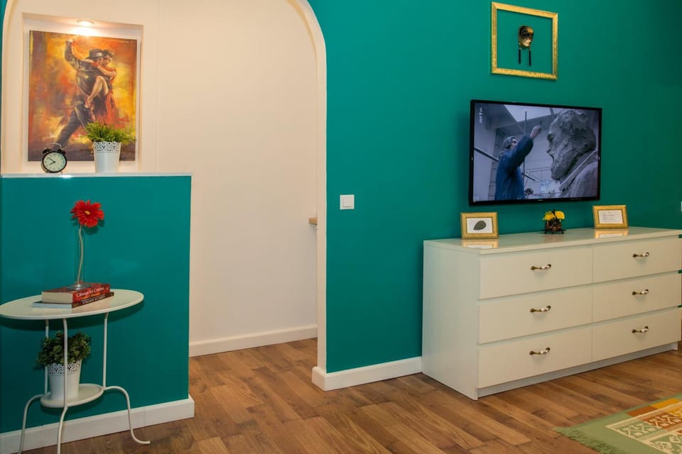 TV and multimedia