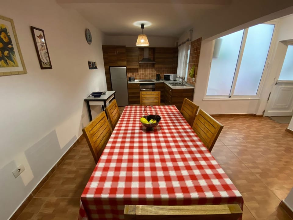 100 metros de las mejores playas de los Cristianos Apartment in Los Cristianos