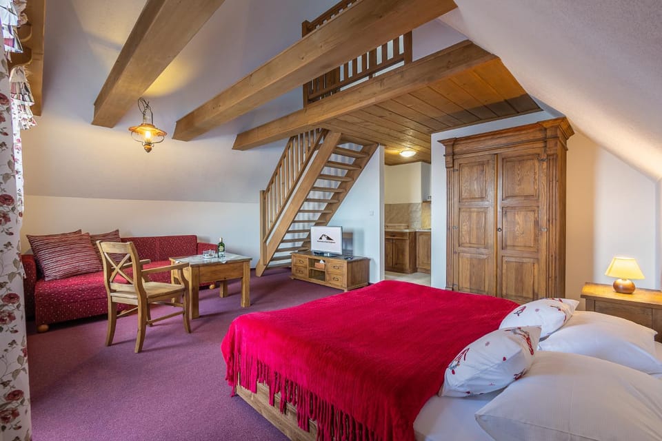 Living room, Seating area, Bedroom