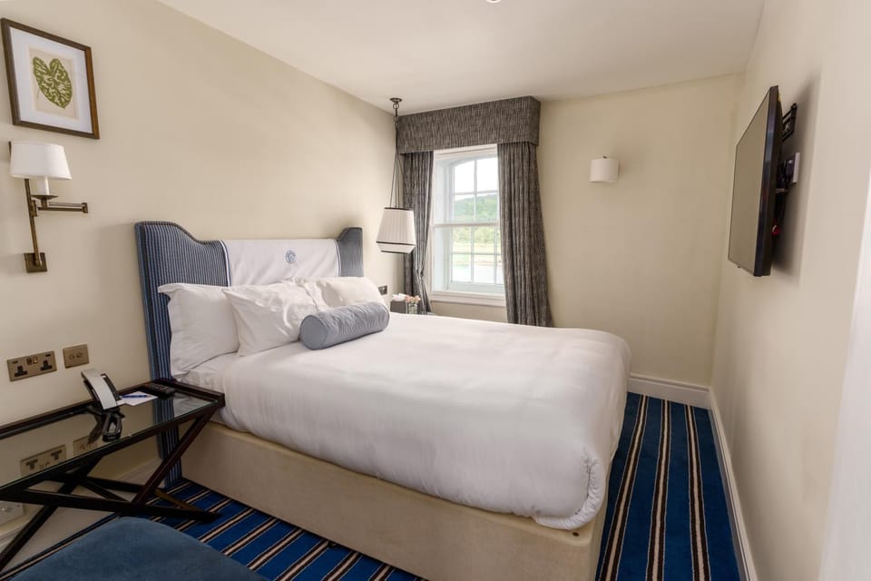 Bed, River view