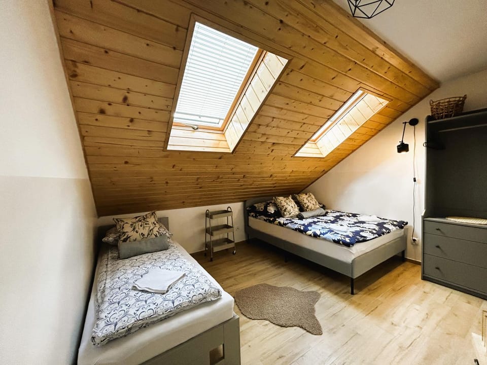 Bed, Other, Other, Other, Photo of the whole room, Bedroom, bunk bed, wardrobe