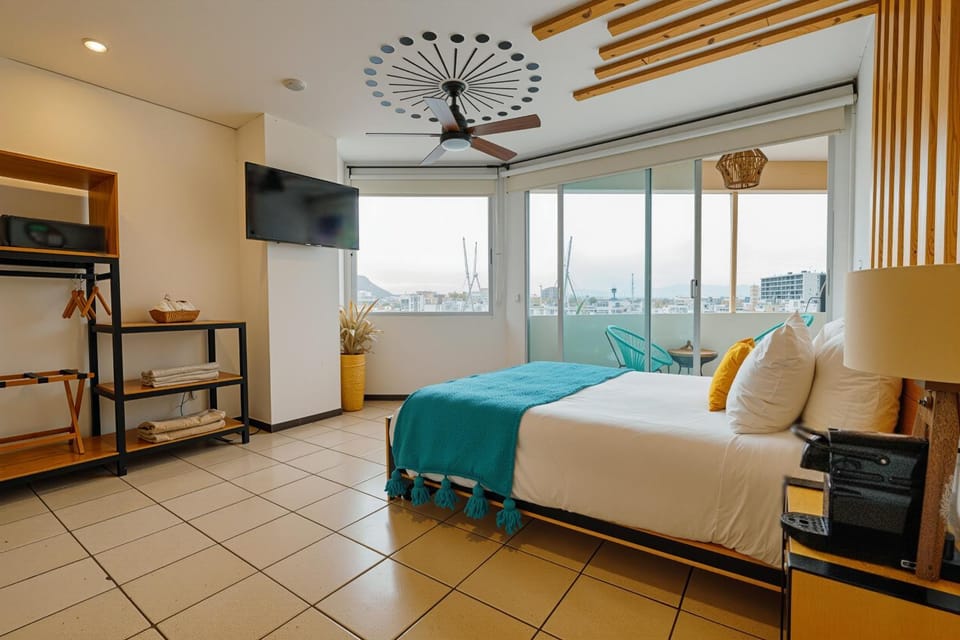 View (from property/room), Bedroom, Pets