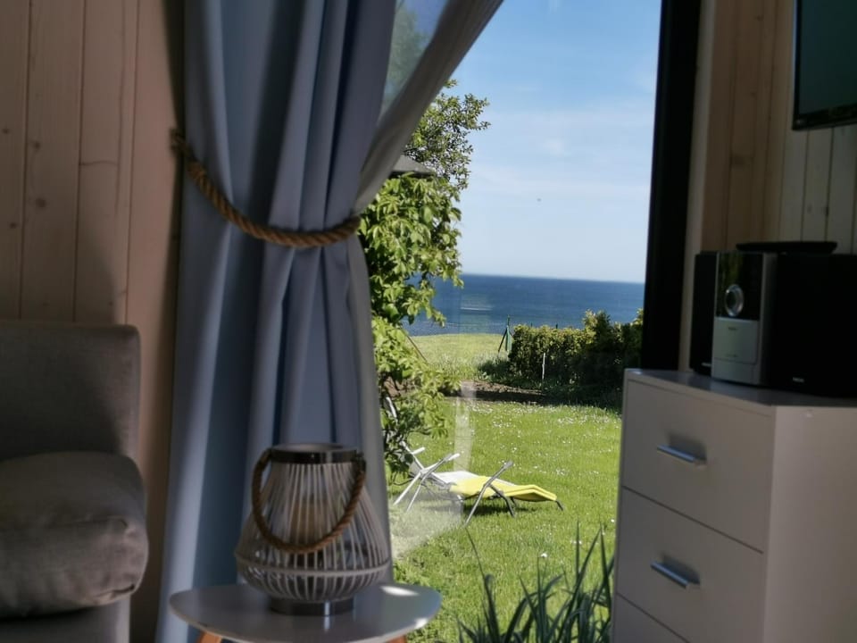Garden view, Sea view