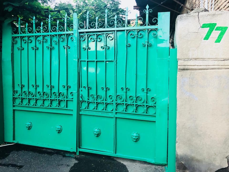 Bude Hostel Bed and Breakfast in Tbilisi, Georgia