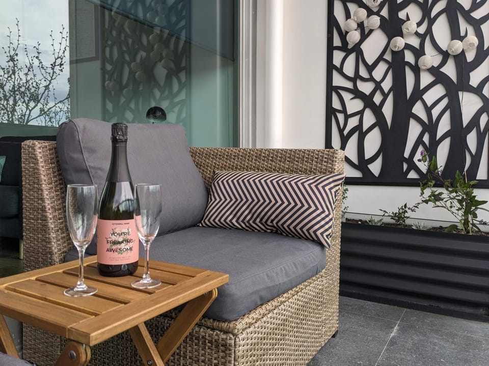Balcony/Terrace, Balcony/Terrace