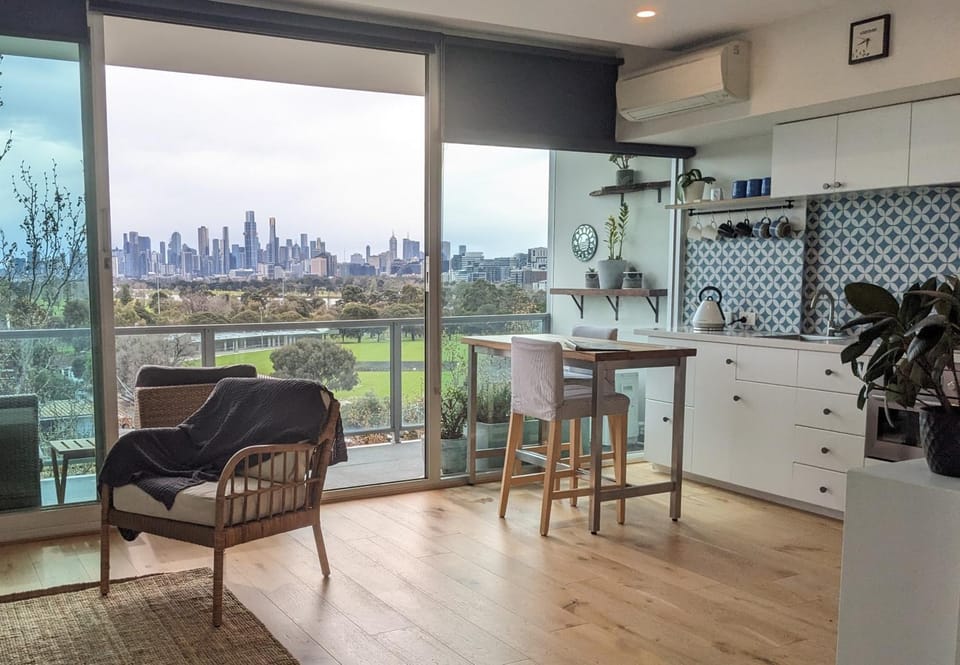 View (from property/room), Balcony/Terrace, Balcony/Terrace, Kitchen or kitchenette, Living room, Dining area