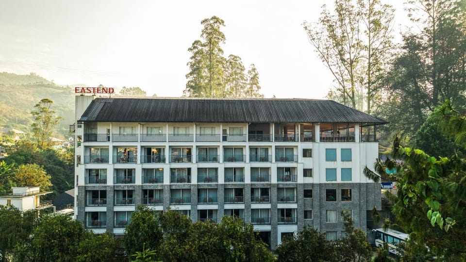 Property building, Day, Natural landscape, Mountain view