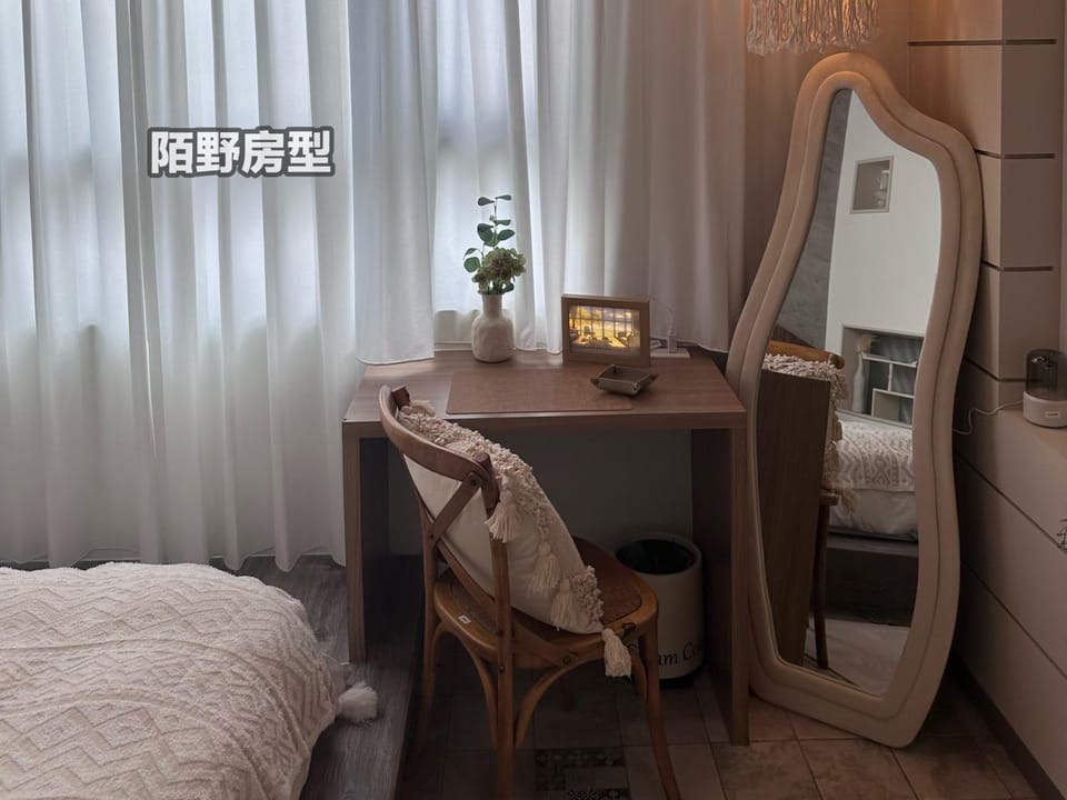 Bedroom, On site