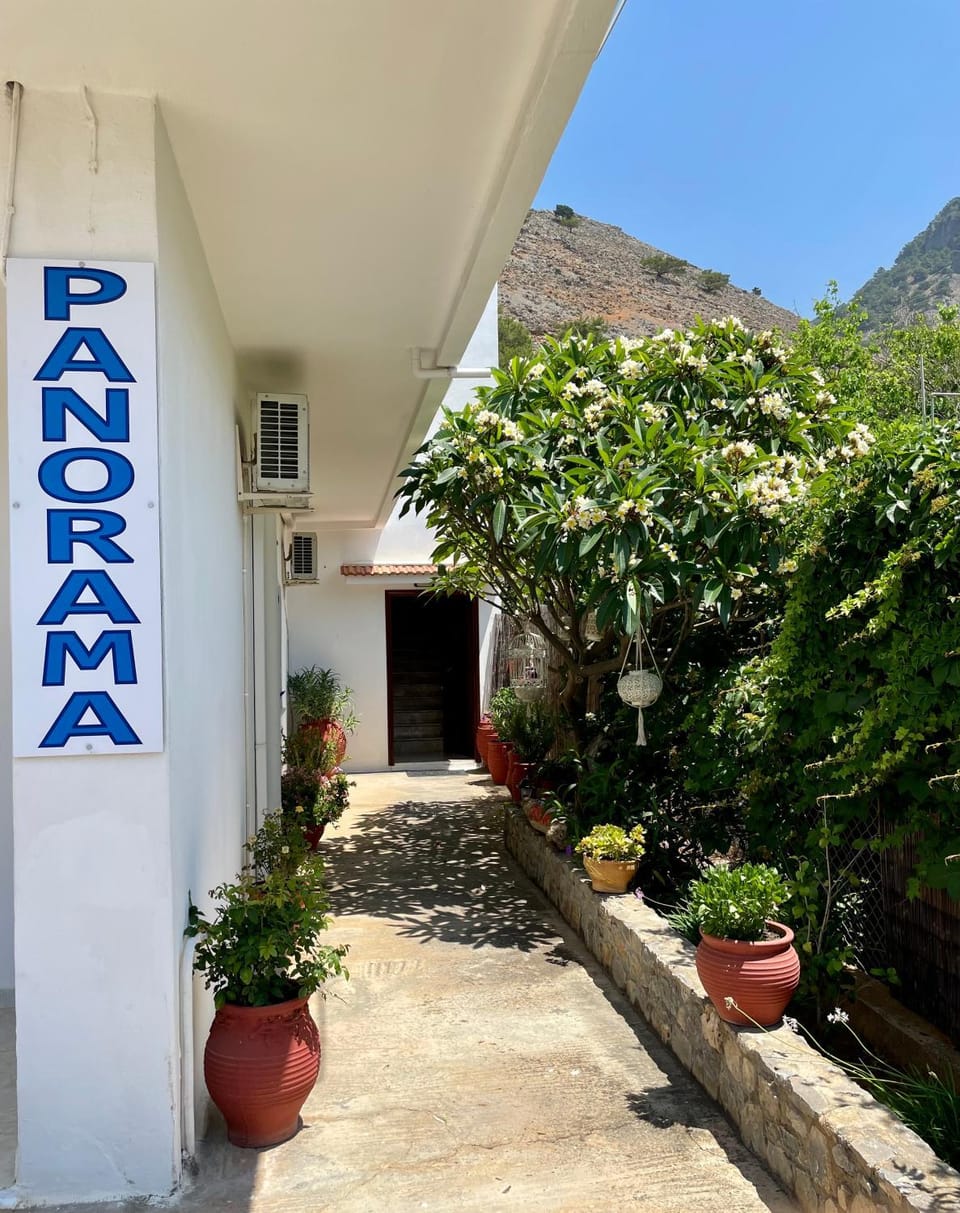 Panorama Rooms Apartment in Crete