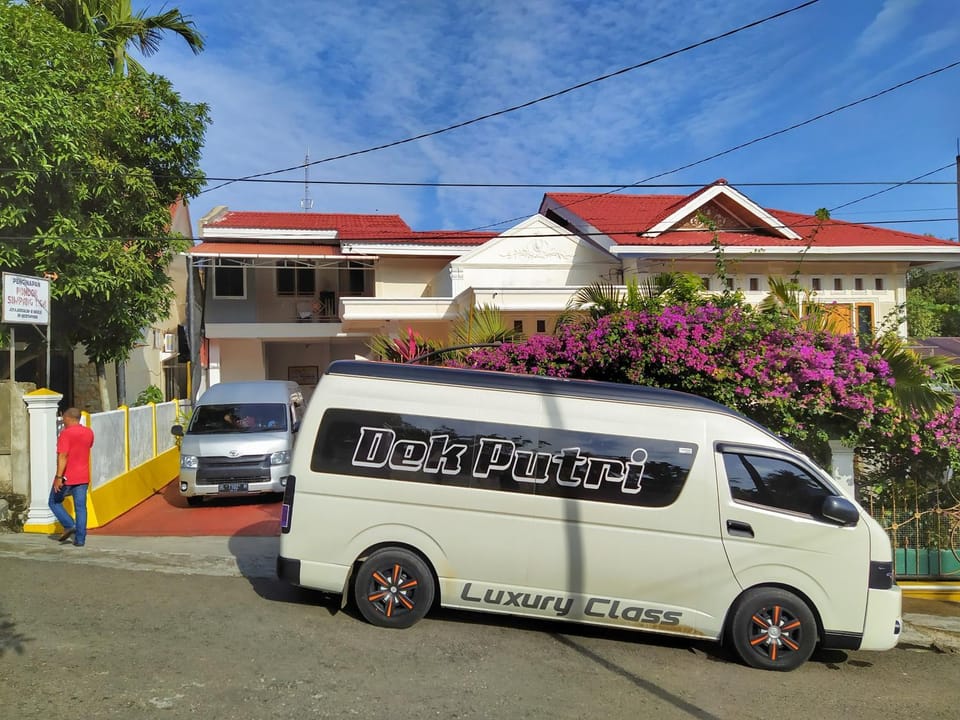 Property building, Day, Parking