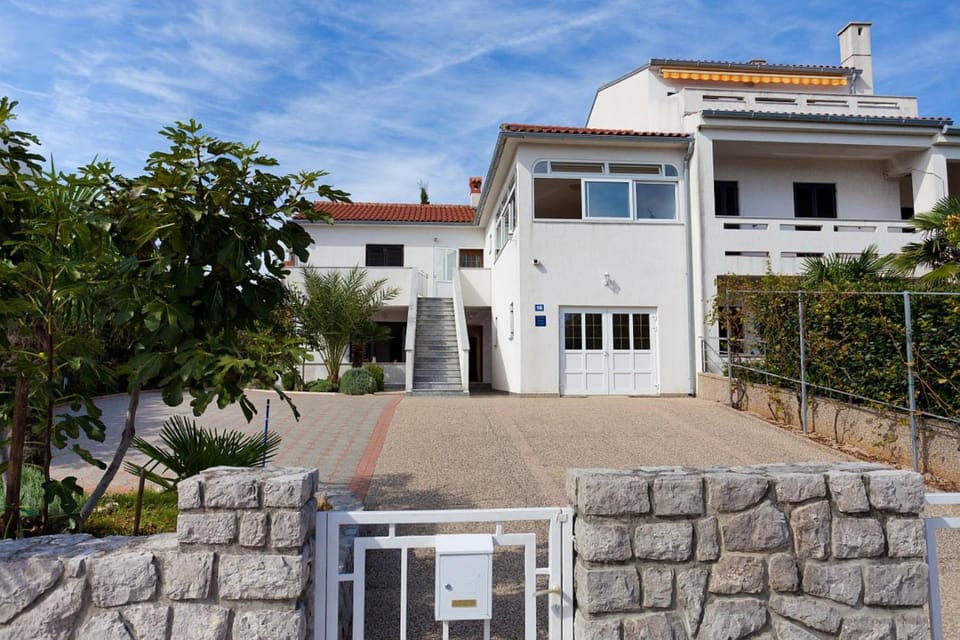 Apartments Ana Apartment in Krk