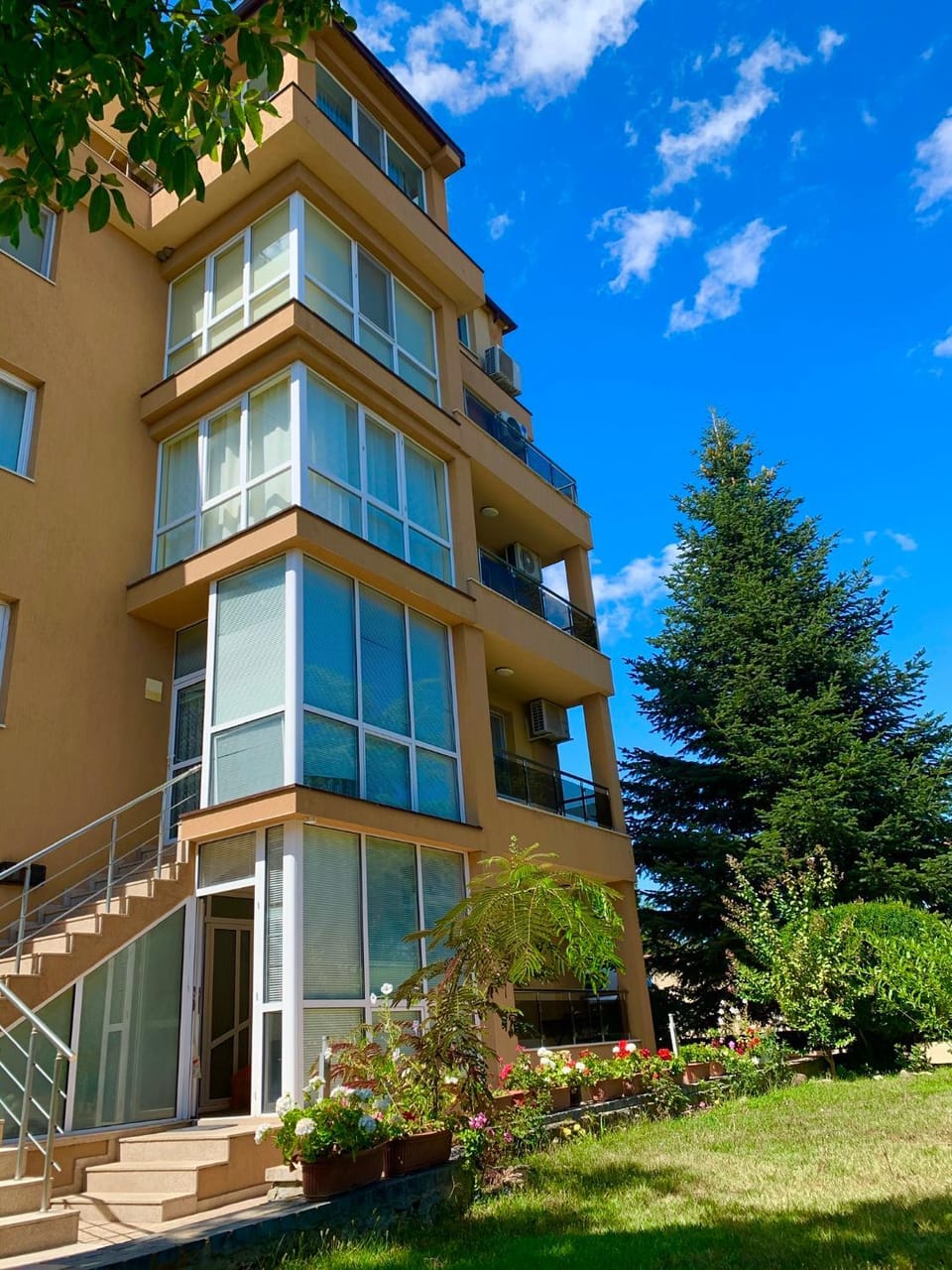 Byala Residence Apartments Bed and Breakfast in Varna Province