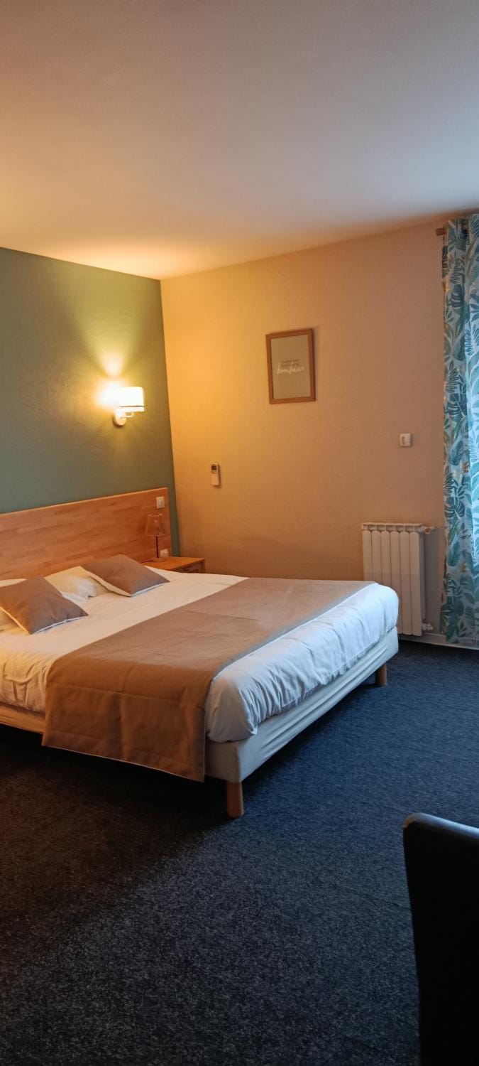 Bed, Bedroom, internet