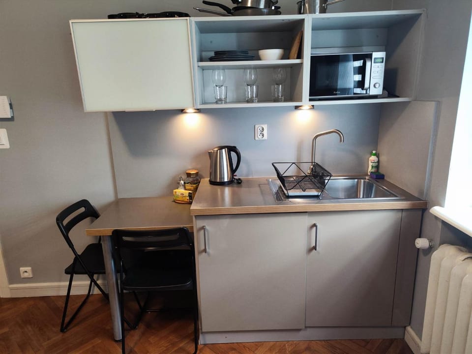 Coffee/tea facilities, Dining area