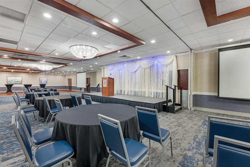 Meeting/conference room