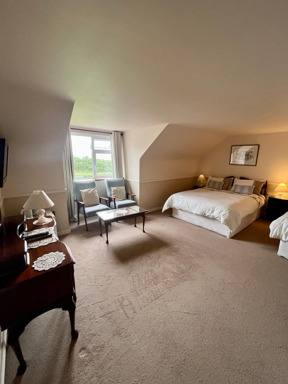 Faul House Accommodation Bed and Breakfast in County Mayo