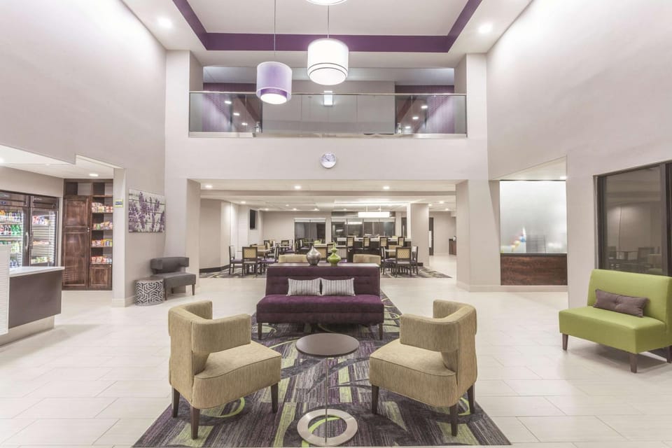 Lobby or reception, On site