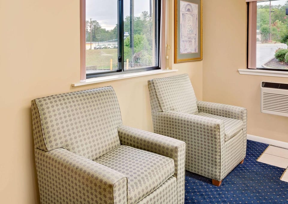 Lobby or reception, On site