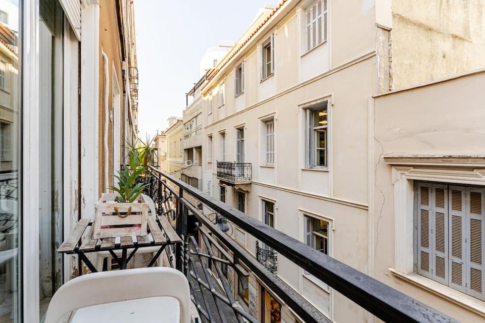 3BDR IDEAL CENTRAL ATHENIAN APT Apartment in Athens