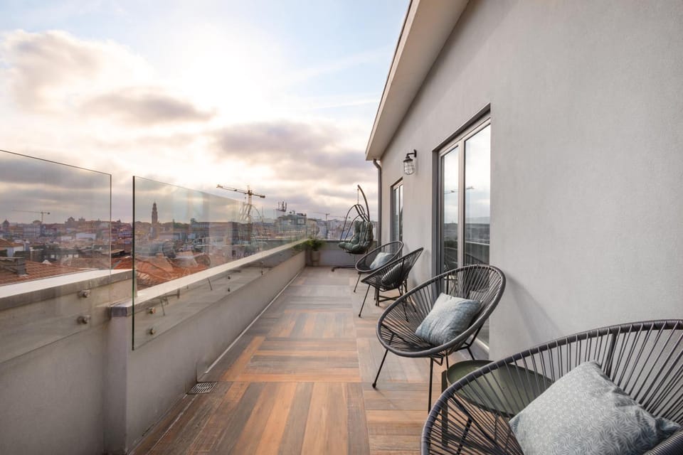 View (from property/room), Balcony/Terrace, Seating area