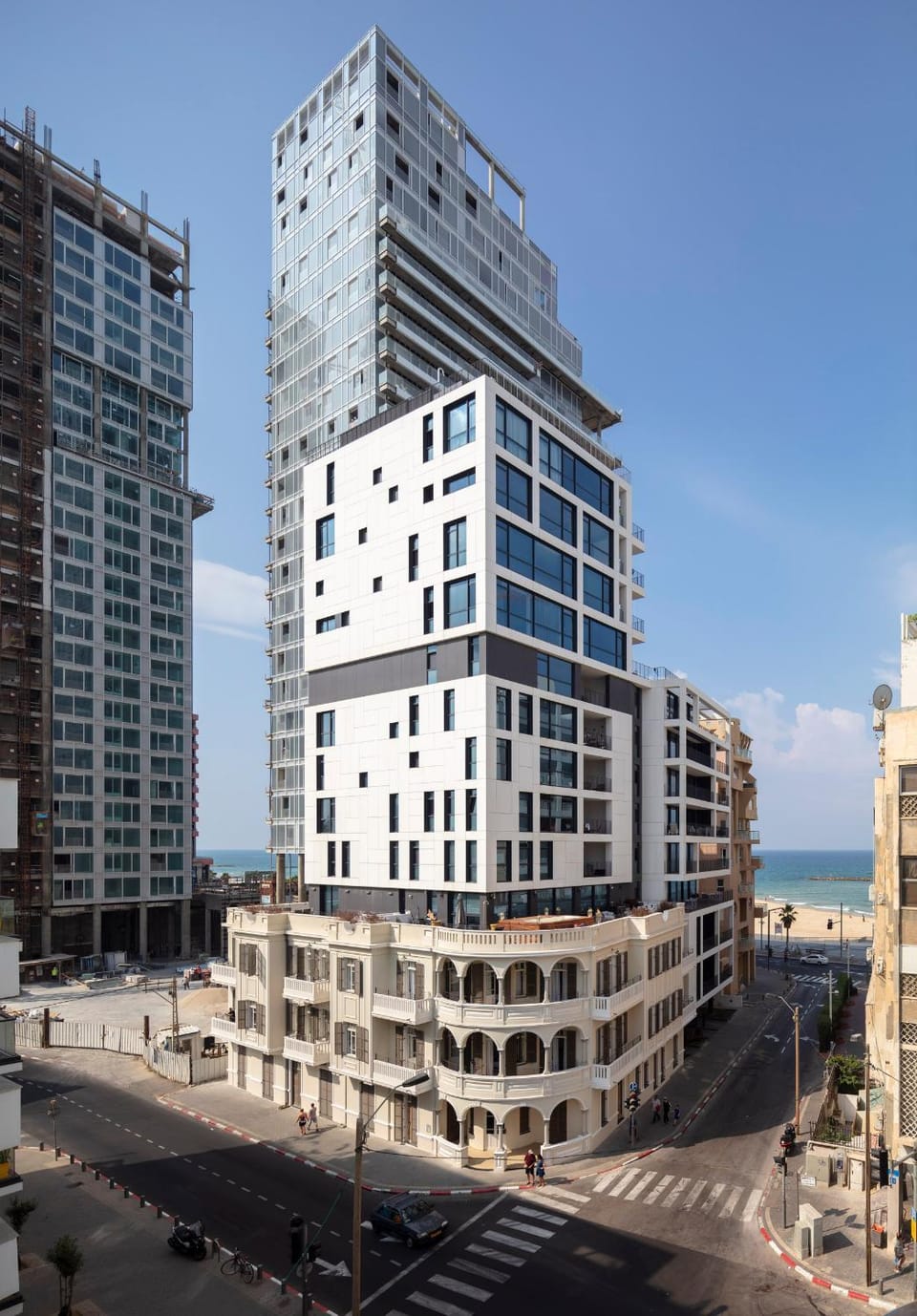 Property building, Neighbourhood, City view, Sea view, Street view