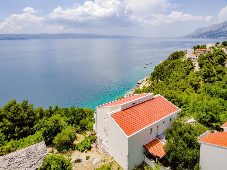 Property building, Bird's eye view, Sea view