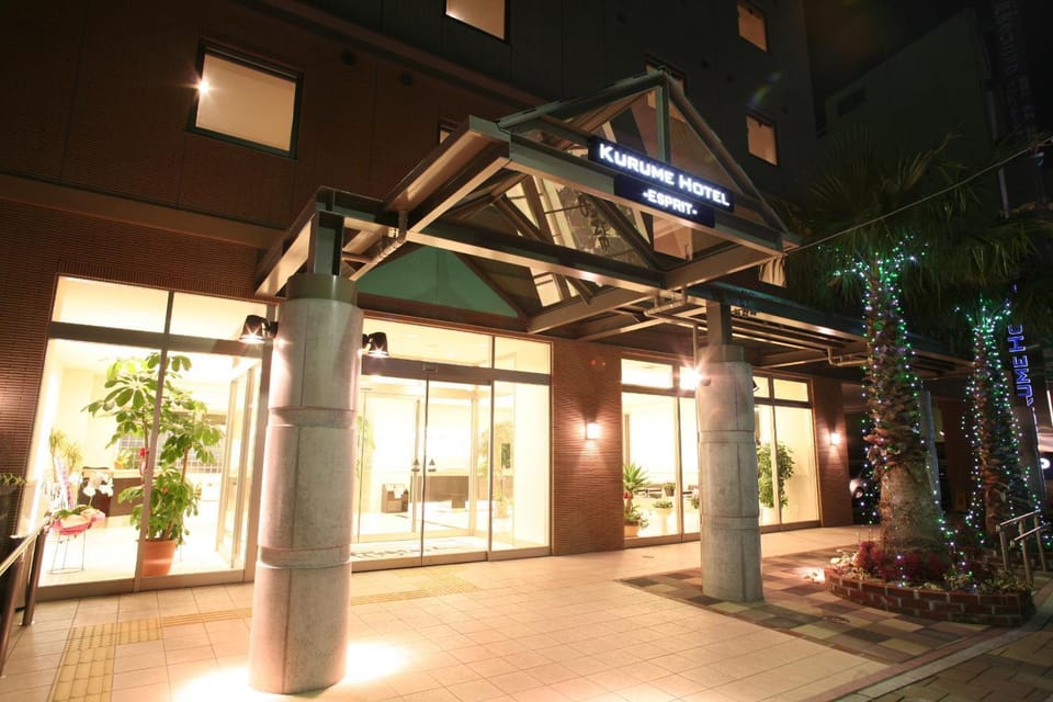 Facade/entrance, Facade/entrance