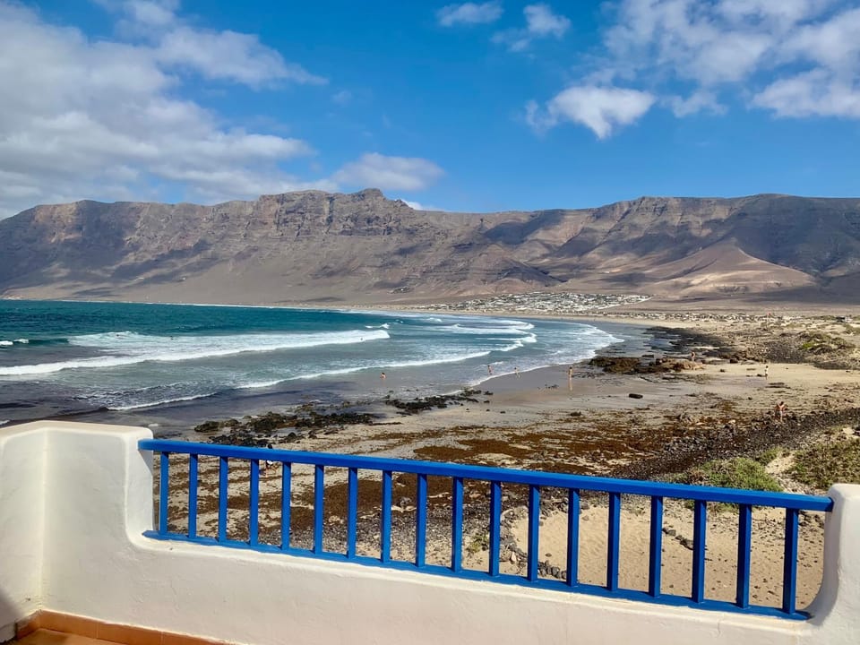 Playa de Caleta de Famara House in Isla de Lanzarote