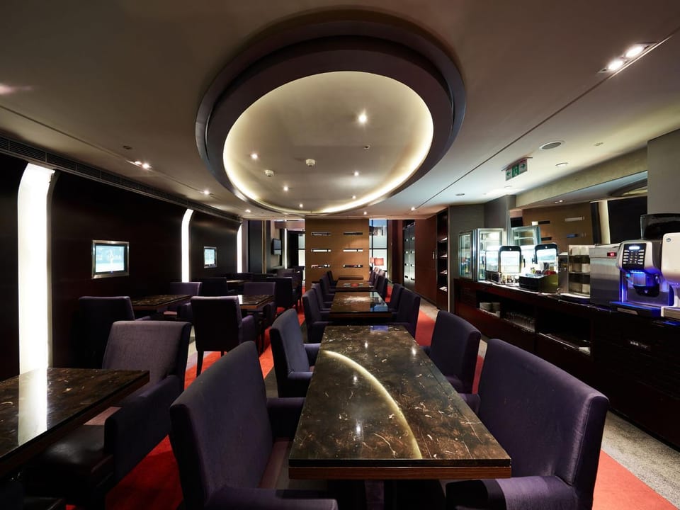 Lounge or bar