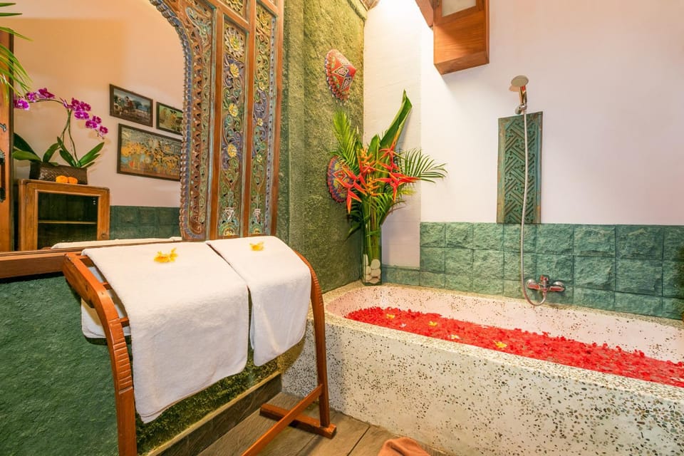 Toilet, Bathroom, Bath