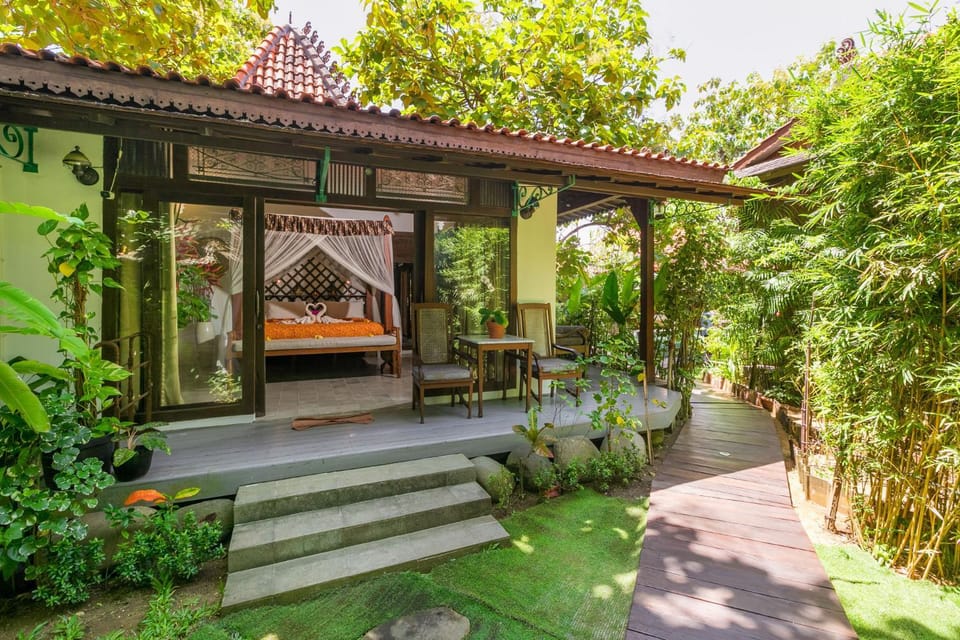 Balcony/Terrace, Inner courtyard view