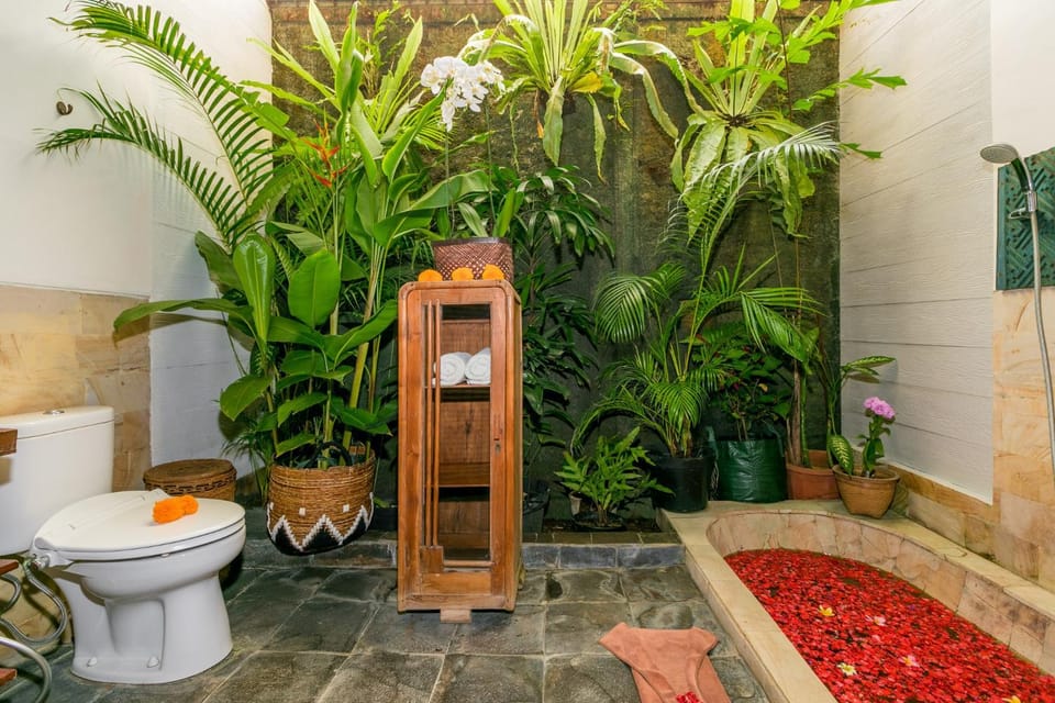 Toilet, Bathroom, Bath
