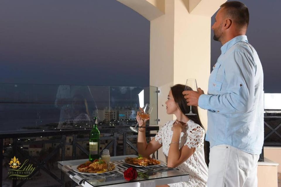 Property building, Dining area, Sea view, Swimming pool