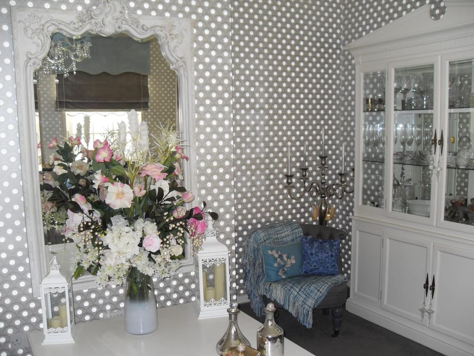 Living room, Decorative detail, Decorative detail, Seating area