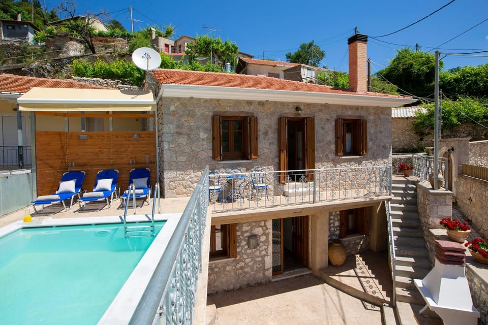 Balcony/Terrace, Swimming pool
